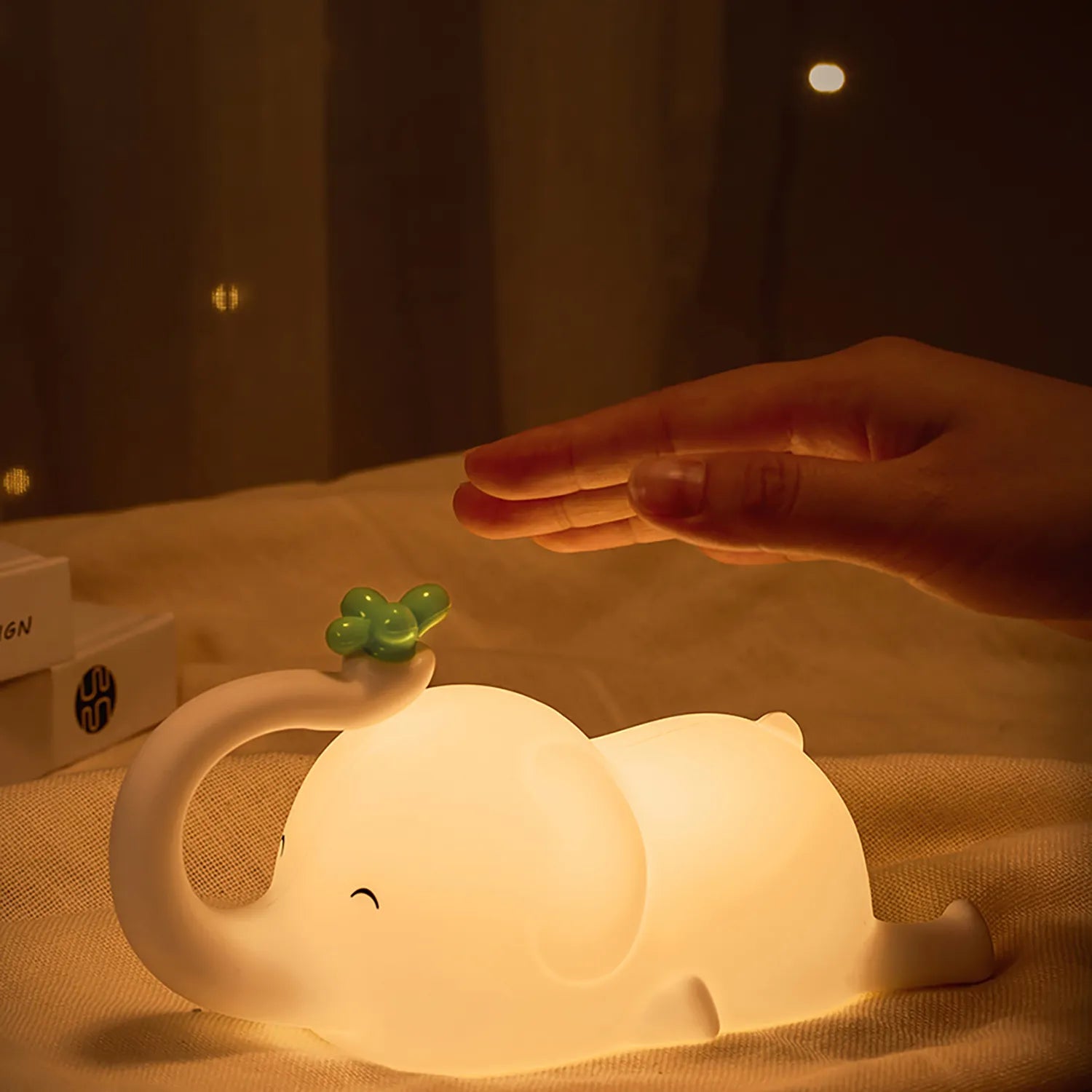 Children Silicone Night Light Cute Elephant Baby Dimmable Timed Sleeping Night Lamp for Bedside Bedroom Decoration Gift Birthday